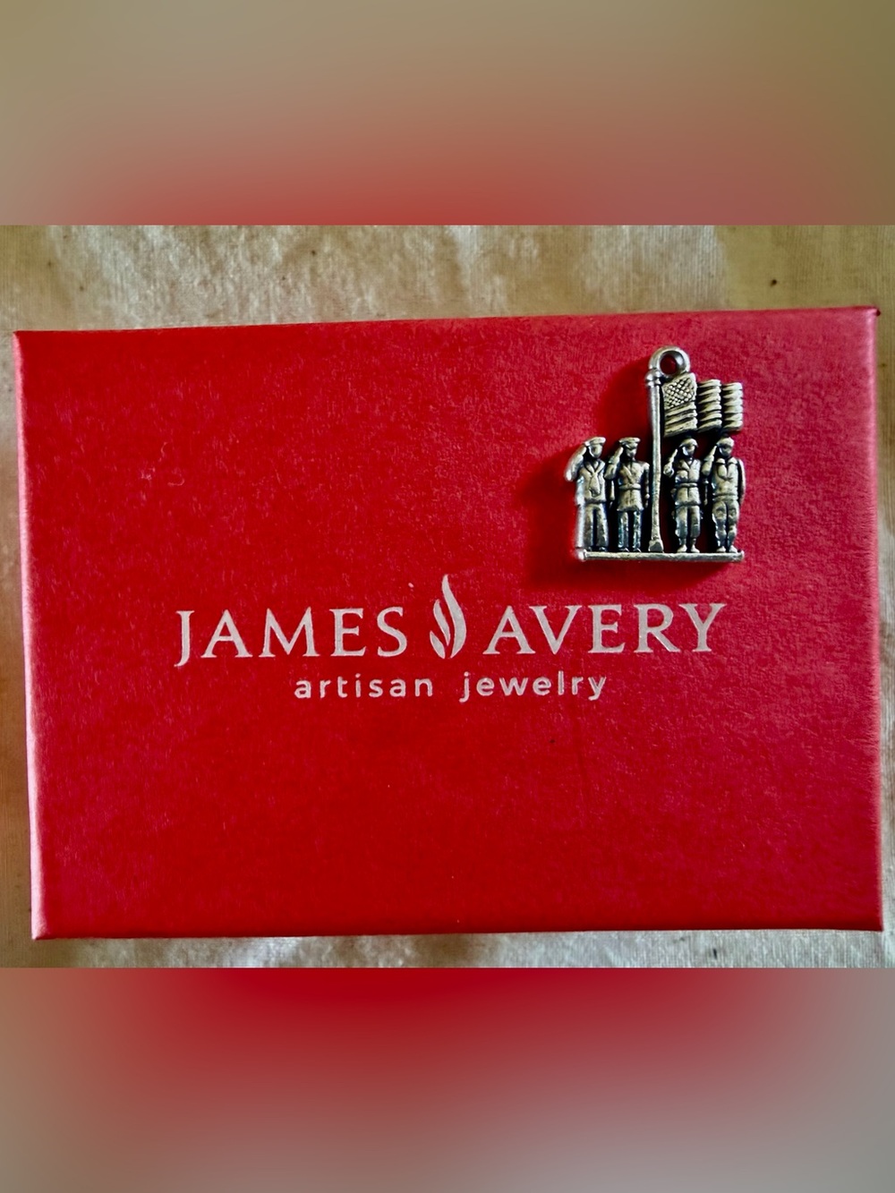 James Avery Silver Patriotic Saluting Soldiers Brooch - Silver